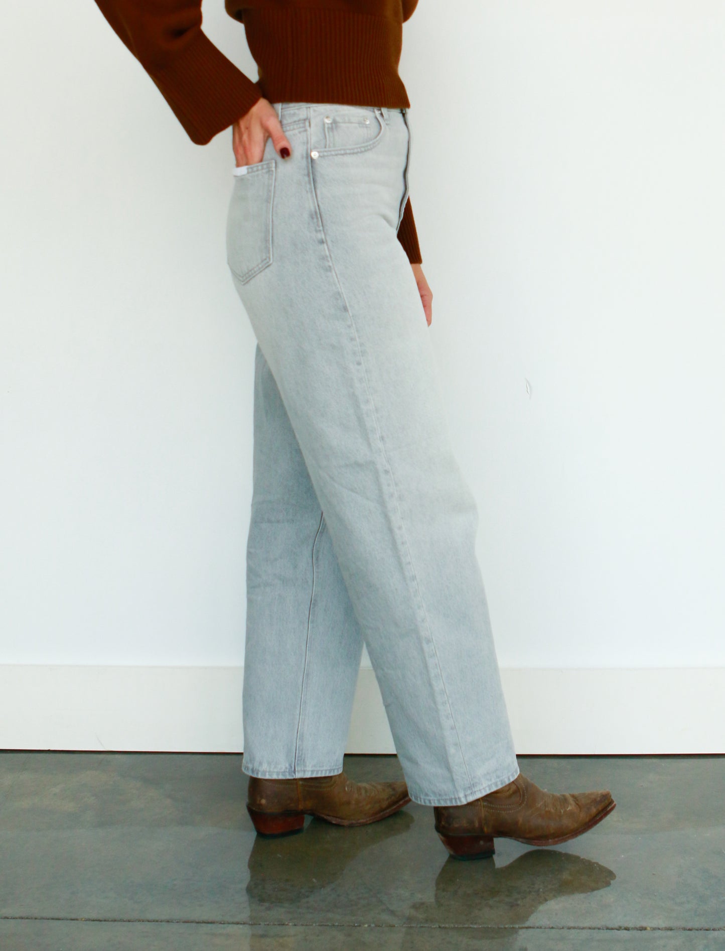 Gray Wash Barrel Jeans