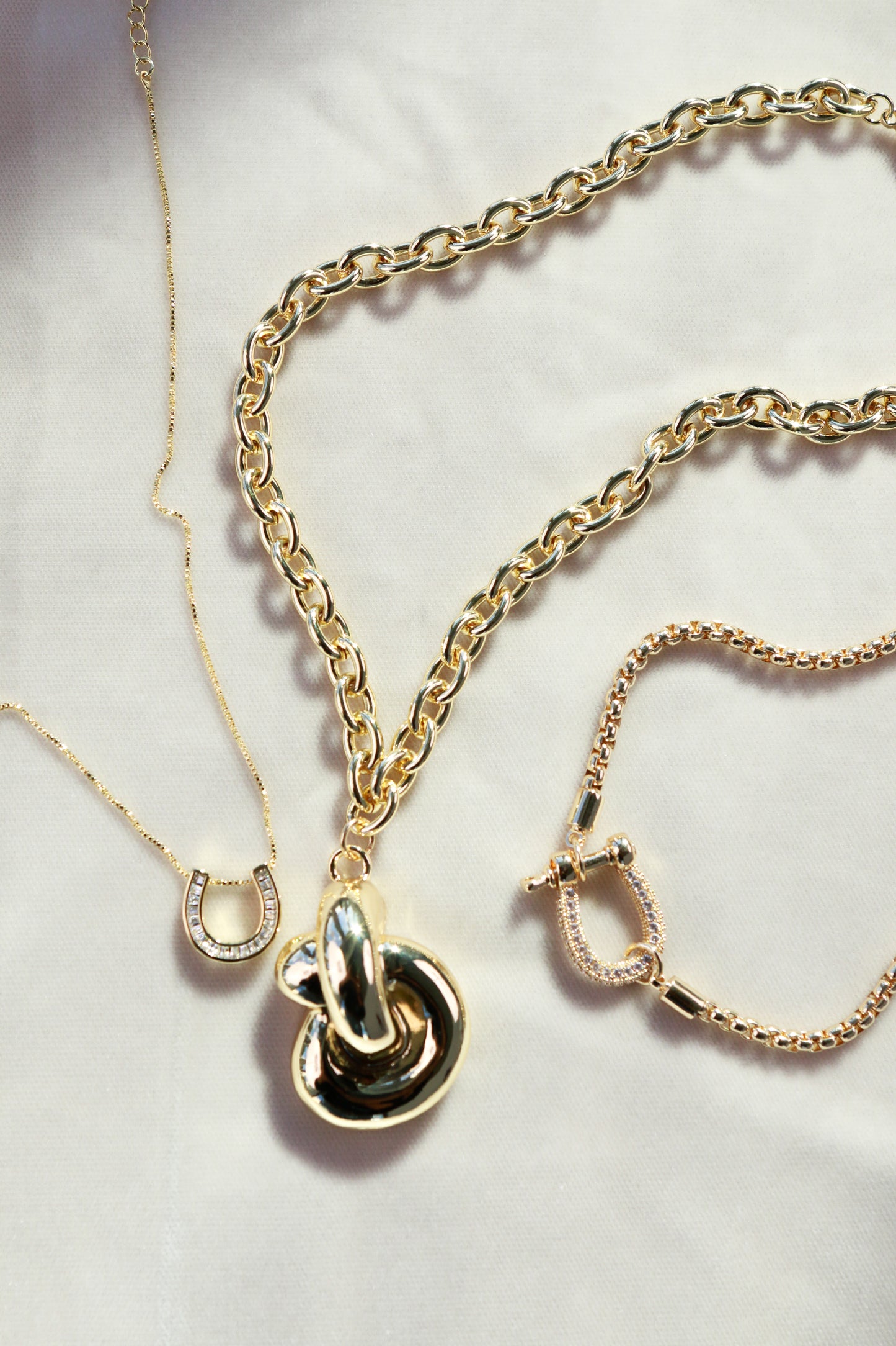 Deena Knot Necklace