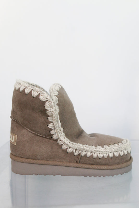 Eskimo Boot in New Grey