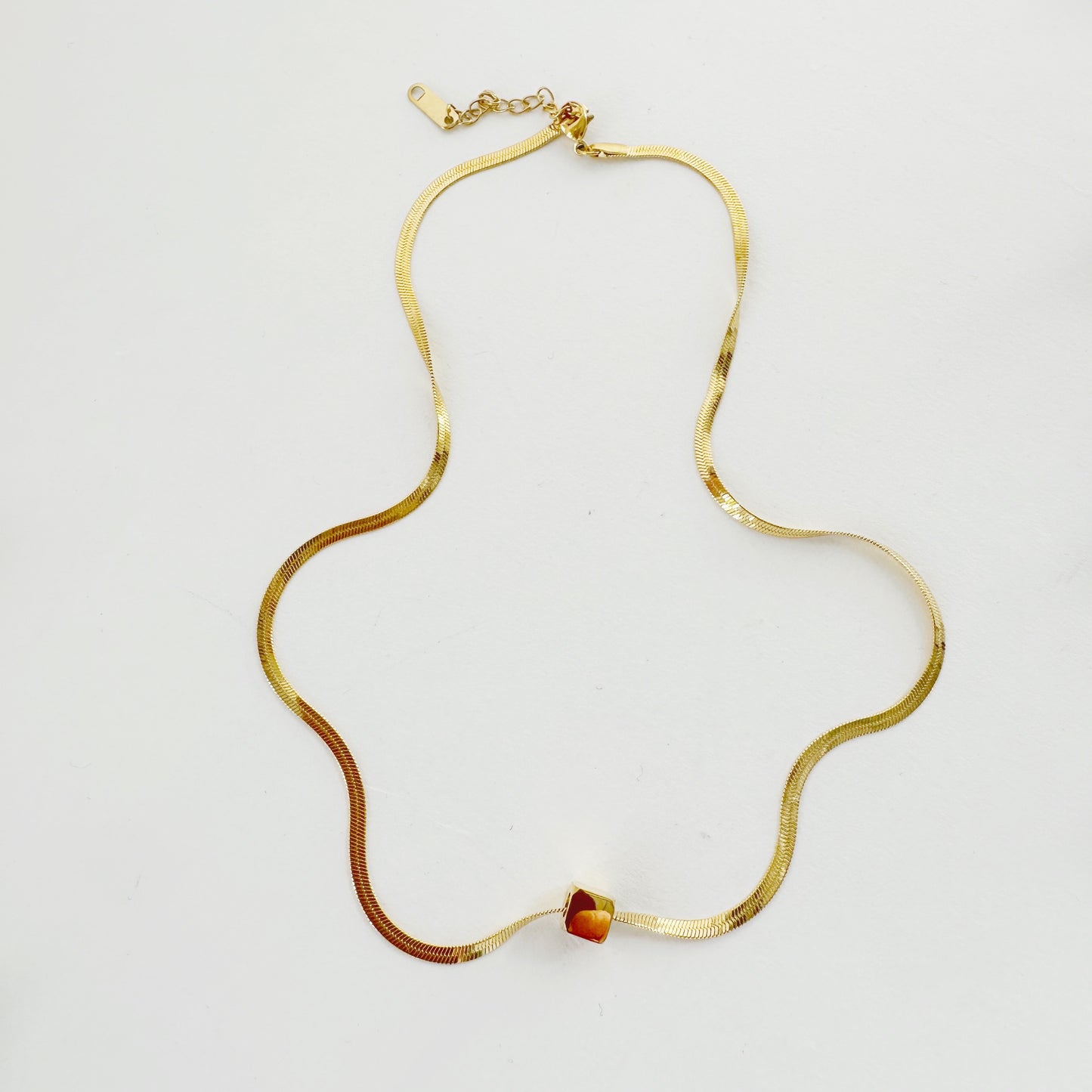 Aria Cubic Pendant & Snake Chain Necklace