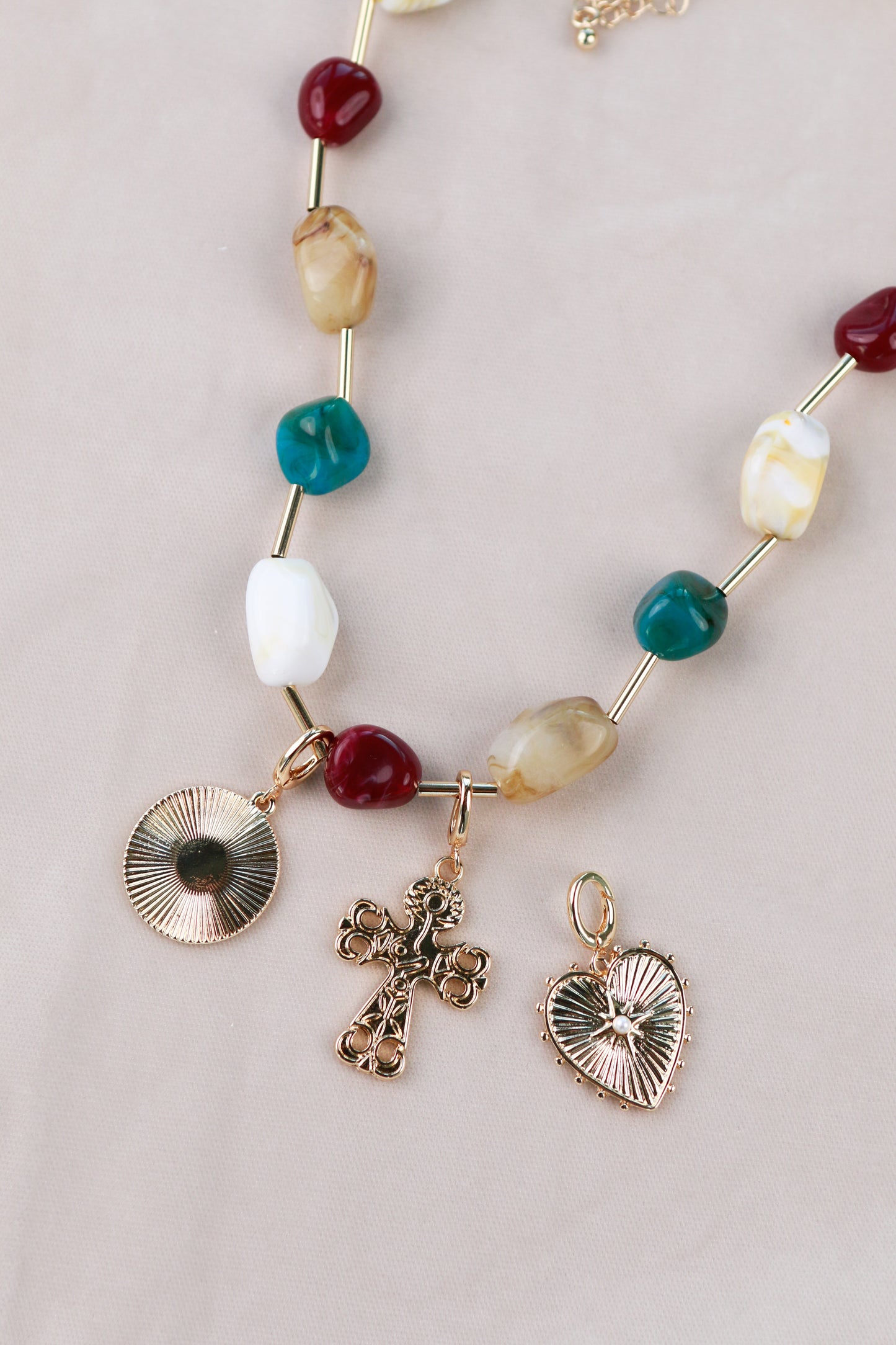 Callie Necklace in Cream