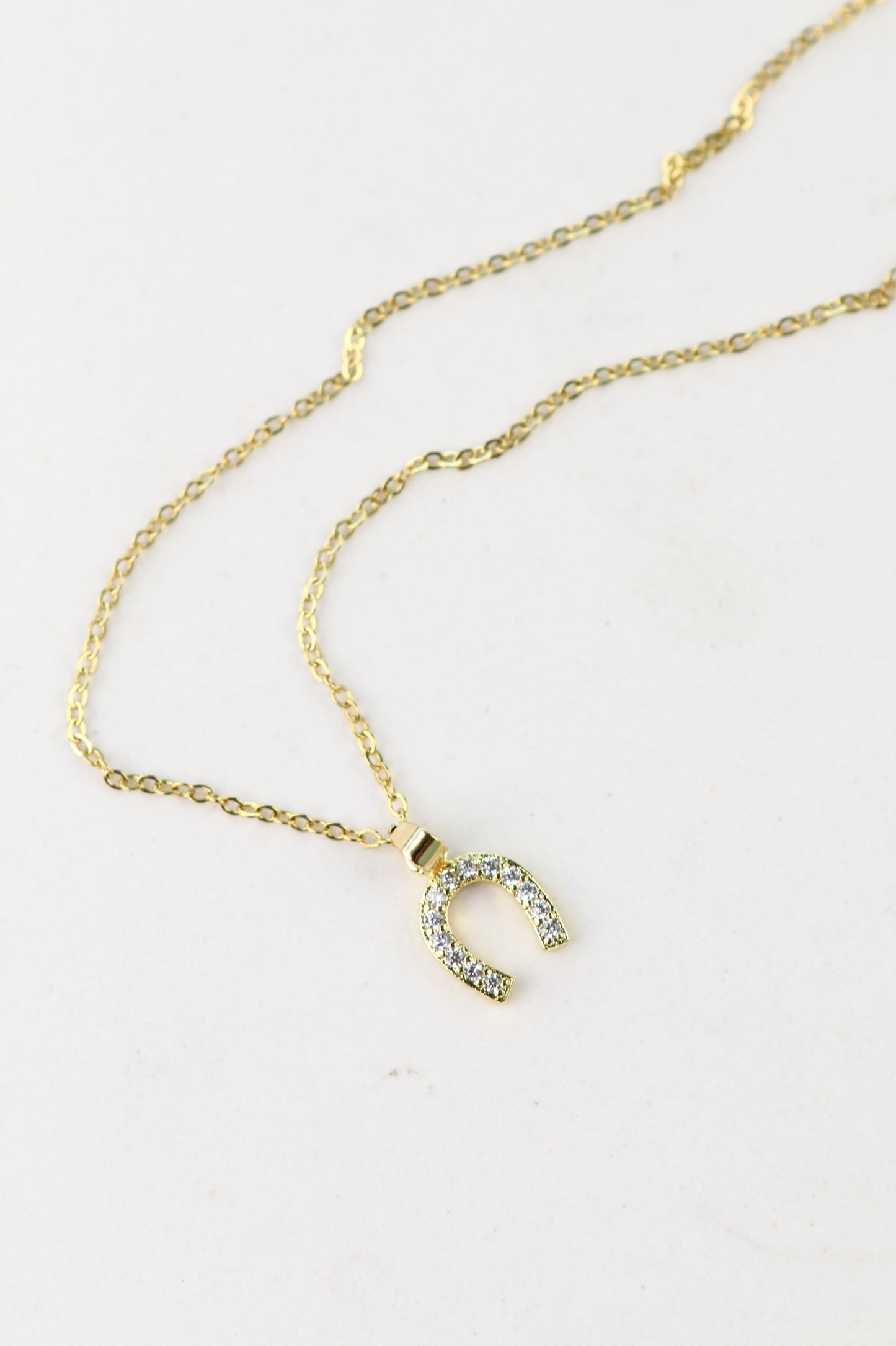 Dainty Horseshoe Necklace