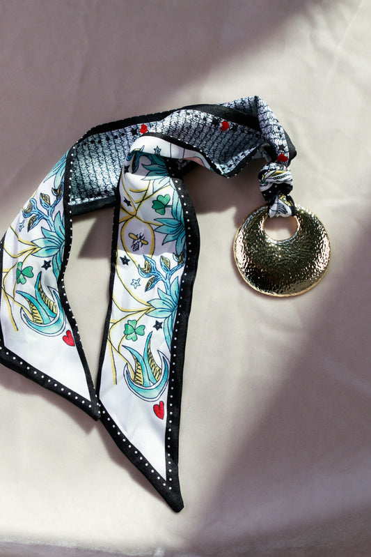 Calvelli Scarf Necklace