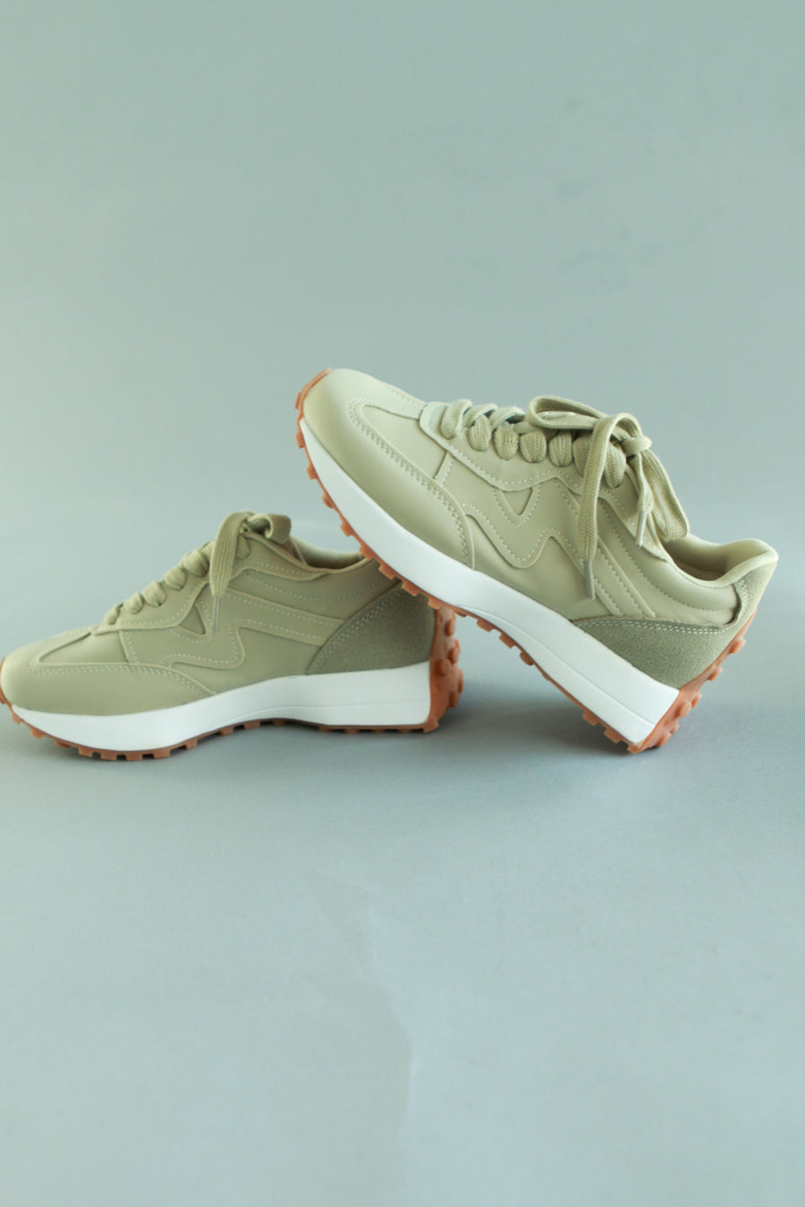 frye willow sneakers